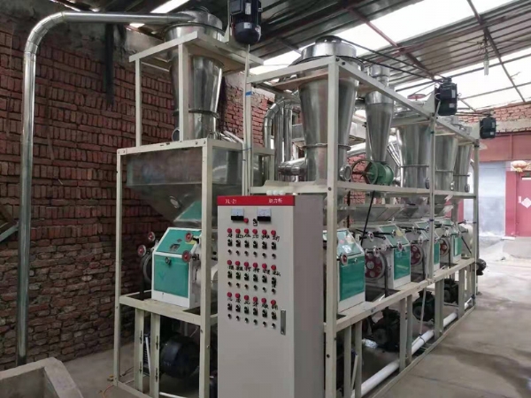 小型面粉機(jī)在使用時需要注意什么問題？